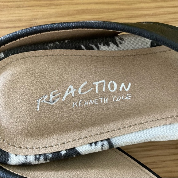 Kenneth Cole Reaction Size 10 Black Water Park Sandals - NWT - Picture 5 of 9